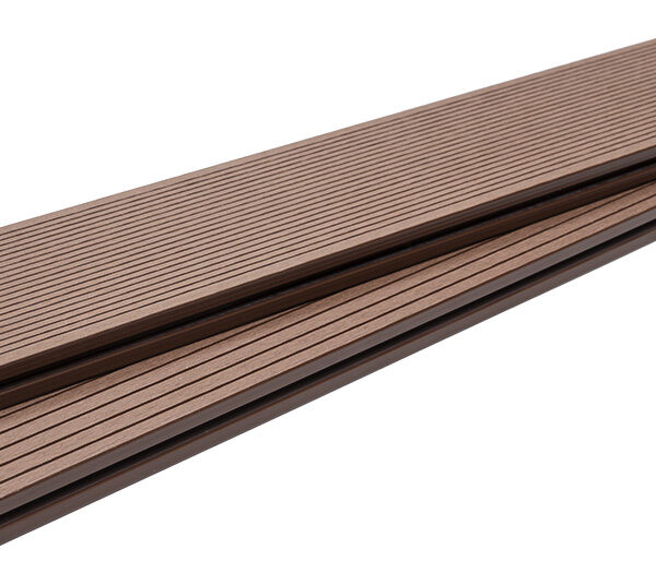 4040-brown_wpc_deck_δαπεδο_εξωτερικου_χωρου_καφε_χρωμα_στρατη_θερμη_θεσσαλονικη_greece